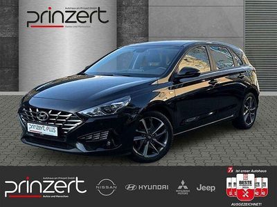 Gebraucht Hyundai i30 Trend 120 PS (88 kW) 2022 Schwarz Limousine