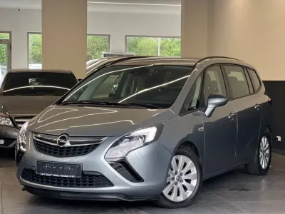 Gebraucht Opel Zafira Tourer Edition 131 PS (96 kW) 2011 Grau Van / Kleinbus