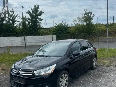 Gebraucht Citroën C4 120 PS (88 kW) 2012 Schwarz Limousine