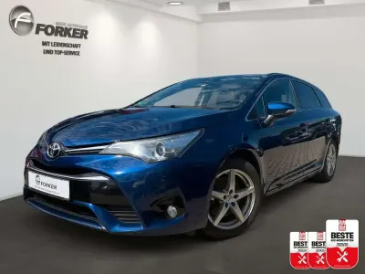 Gebraucht Toyota Avensis Edition-S 143 PS (105 kW) 2017 Blau Kombi