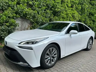 Gebraucht Toyota Mirai Executive 182 PS (133 kW) 2021 Weiß Limousine