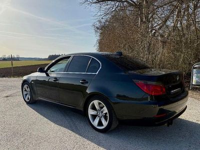 Gebraucht BMW 525 218 PS (160 kW) 2008 Schwarz Limousine