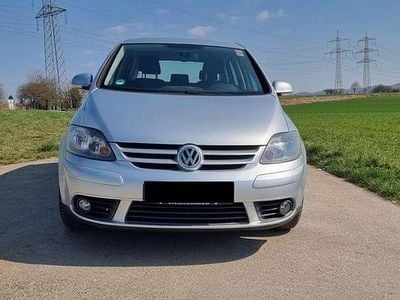 Usata VW Golf V 102 CV (75 kW) 2007 Grigio Utilitaria