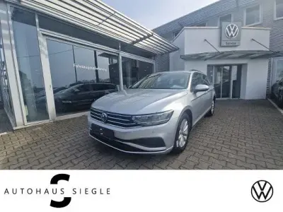 Używany VW Passat 122 KM (89 kW) 2020 Srebrny Kombi