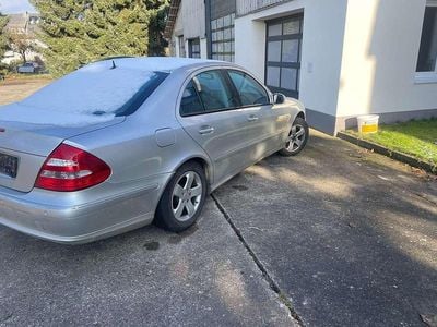 Gebraucht Mercedes E200 Avantgarde 163 PS (119 kW) 2004 Limousine
