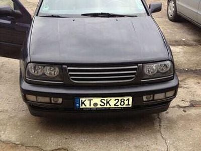 Gebraucht VW Vento 122 PS (89 kW) 1996 Violett Limousine