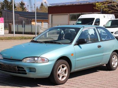 Usata Mitsubishi Colt 75 CV (55 kW) 1995 Blu Utilitaria