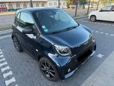 Gebraucht Smart ForTwo Coupé 60 kW (82 PS) 2023 Blau Kleinwagen
