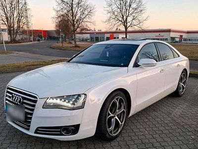 Second-hand Audi A8 410 CP (301 kW) 2011 Alb Berlinǎ