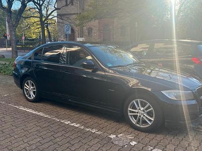 Usata BMW 316 120 CV (88 kW) 2011 Nero Berlina
