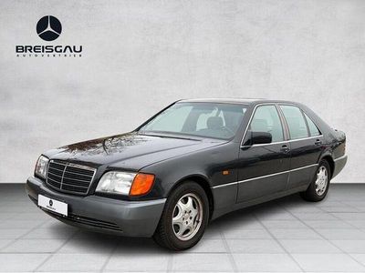 Blau Gebraucht 1993 Mercedes 300 SE Limousine | 4.990 €