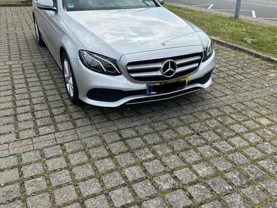 Mercedes E220
