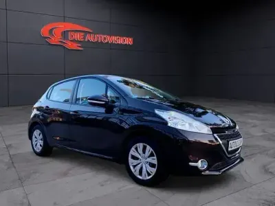 Gebraucht Peugeot 208 82 PS (60 kW) 2013 Braun Kleinwagen