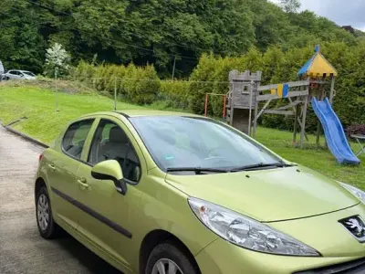 Occasion Peugeot 206 Tendance 75 PK (55 kW) 2006 Groen Sedan