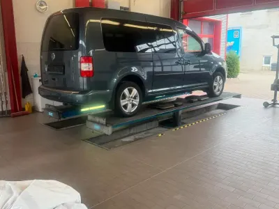 Gebraucht VW Caddy Maxi 102 PS (75 kW) 2009 Grau Van / Kleinbus