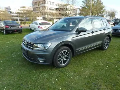 Gebraucht VW Tiguan Comfortline 150 PS (110 kW) 2019 Indiumgrau metallic SUV