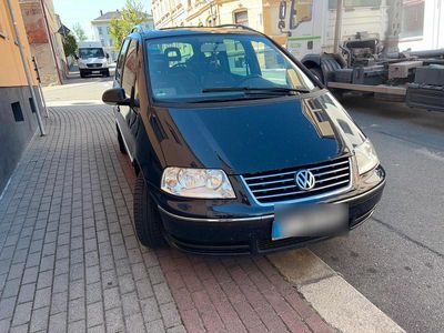 VW Sharan