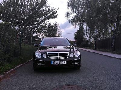 Mercedes E280