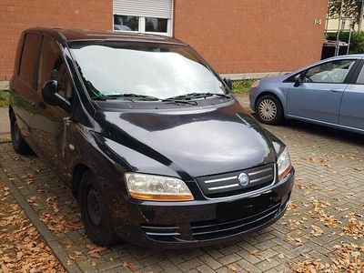 Gebraucht Fiat Multipla Active 116 PS (85 kW) 2005 Schwarz Van / Kleinbus