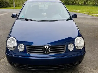 Gebraucht VW Polo 75 PS (55 kW) 2004 Blau Kleinwagen