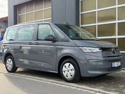 Gebraucht VW Multivan 150 PS (110 kW) 2024 Grau Van / Kleinbus