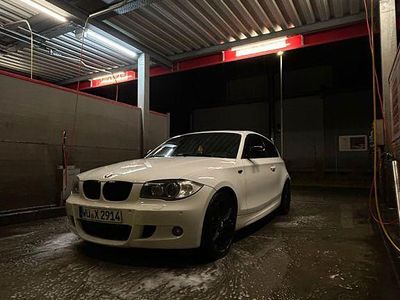 BMW 123