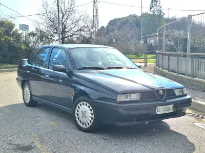Gebraucht Alfa Romeo 155 129 PS (94 kW) 1993 Blau Limousine