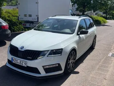 Gebraucht Skoda Octavia RS 184 PS (135 kW) 2017 Weiß Kombi