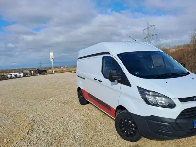 Gebraucht Ford 300 Basis 101 PS (74 kW) 2015 Kombi