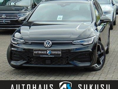 Second-hand VW Golf VIII R-line 150 CP (110 kW) 2025 Negru Break