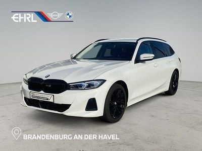 Weiß Gebraucht 2023 BMW 318 Shadowline Limousine | 25.790 € (Fairer Preis)