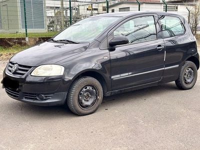 Gebraucht VW Fox Basis 54 PS (39 kW) 2007 Schwarz Kleinwagen