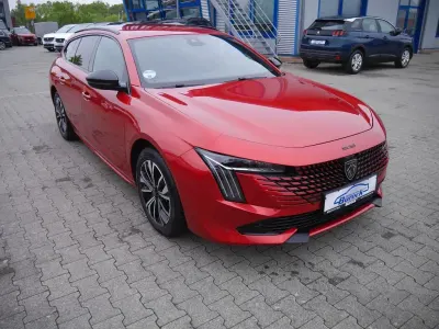 Gebraucht Peugeot 508 SW 131 PS (96 kW) 2024 Rot Kombi
