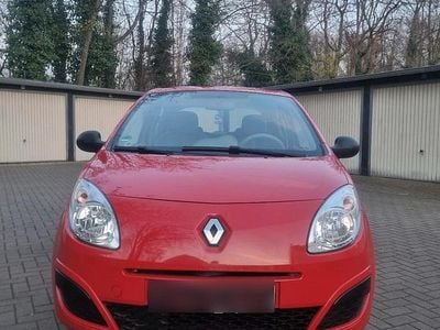 Gebraucht Renault Twingo 60 PS (44 kW) 2010 Rot Kleinwagen