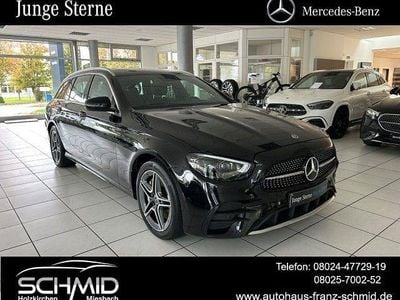 Schwarz Gebraucht 2020 Mercedes E300 AMG line Limousine | 30.850 € (Fairer Preis)