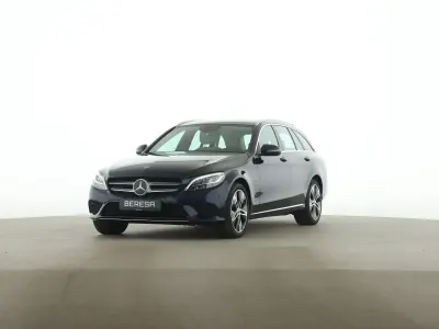 Gebraucht Mercedes C300e Avantgarde 320 PS (235 kW) 2020 Blau Kombi