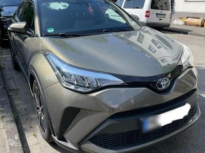 Gebraucht Toyota C-HR Lounge 122 PS (89 kW) 2023 Gold SUV