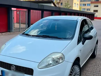 Gebraucht Fiat Grande Punto 77 PS (56 kW) 2008 Weiß Kleinwagen