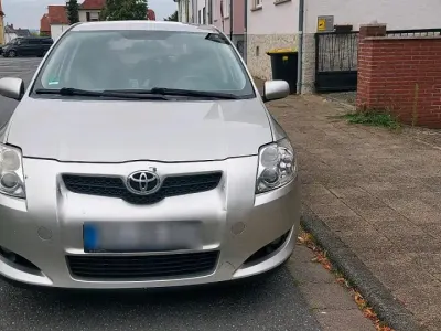Gebraucht Toyota Auris Sol 126 PS (92 kW) 2008 Grau Kleinwagen