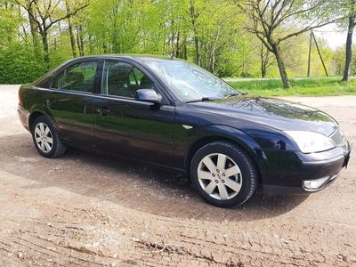 gebraucht Ford Mondeo 1,8 92 kW Fliessheck mit TÜV