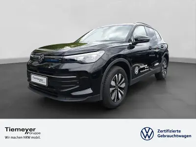 Gebraucht VW Tiguan Life 204 PS (150 kW) 2026 Schwarz SUV