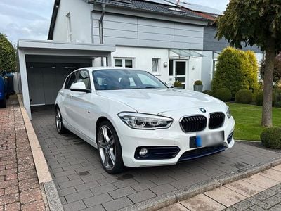 Gebraucht BMW 116 Sport Line 116 PS (85 kW) 2015 Weiß Kleinwagen