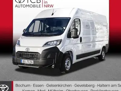 Usata Toyota Proace 140 CV (102 kW) 2024 Bianco Monovolume