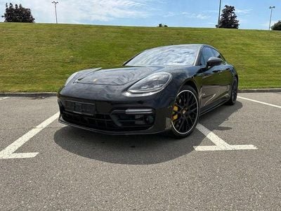 Porsche Panamera 4S