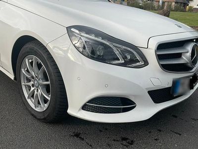 Second-hand Mercedes E250 Avantgarde 211 CP (155 kW) 2015 Alb Break
