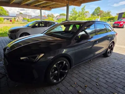 Gebraucht Cupra Leon 150 PS (110 kW) 2024 Grau Kombi