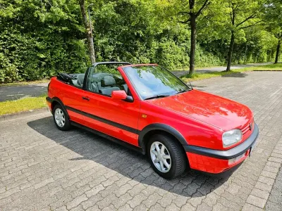 Używany VW Golf 90 KM (66 kW) 1994 Czerwony Kabriolet