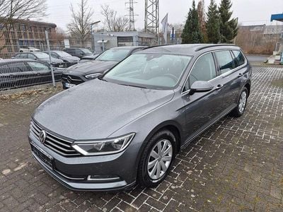 Grau Gebraucht 2017 VW Passat Comfortline Kombi | 8.350 € (Superpreis)