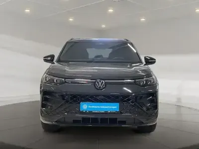 Gebraucht VW Tayron Style 204 PS (150 kW) 2025 Grau SUV