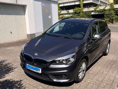 BMW 218